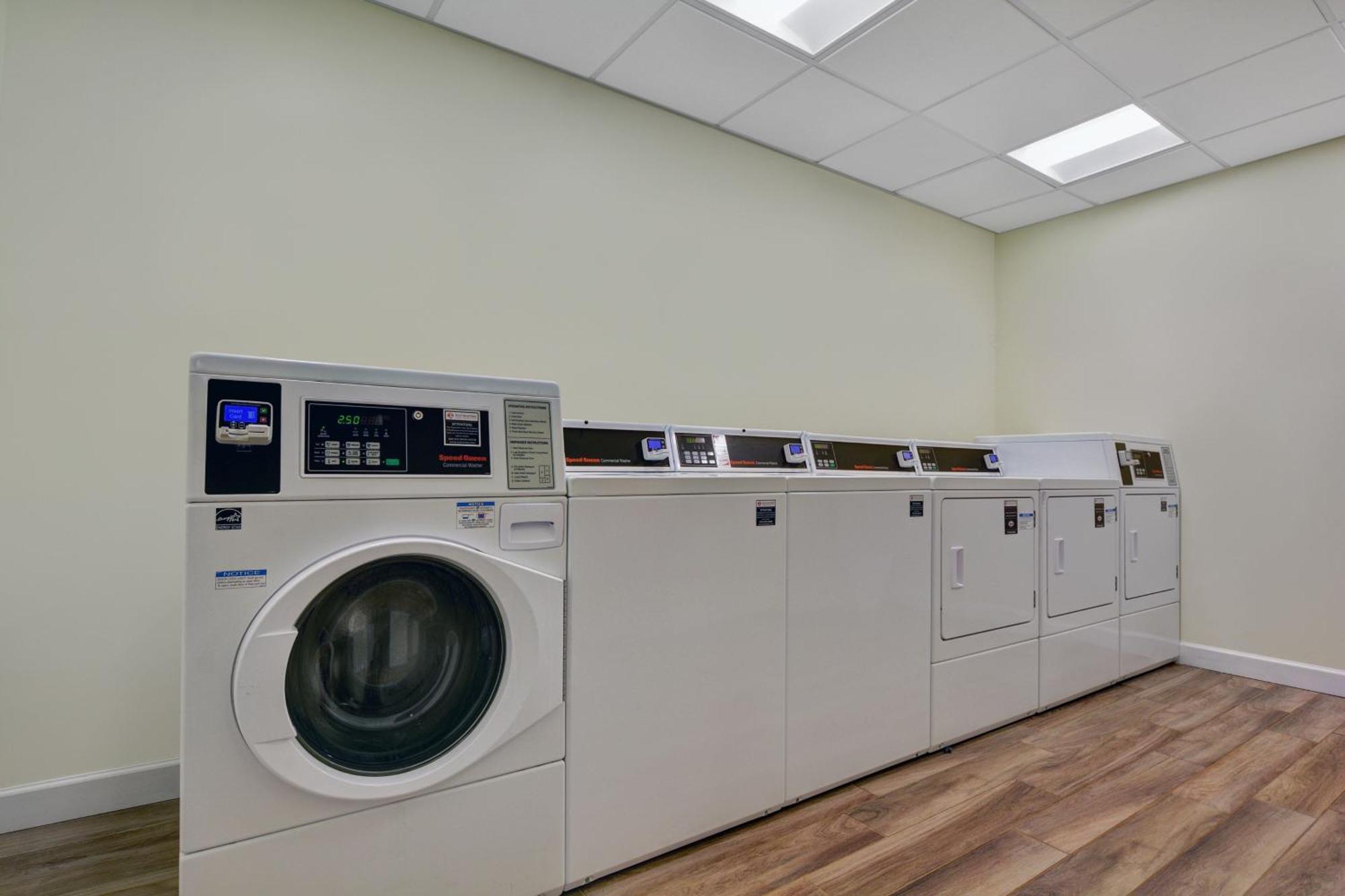 Towneplace Suites By Marriott Jacksonville East Zewnętrze zdjęcie